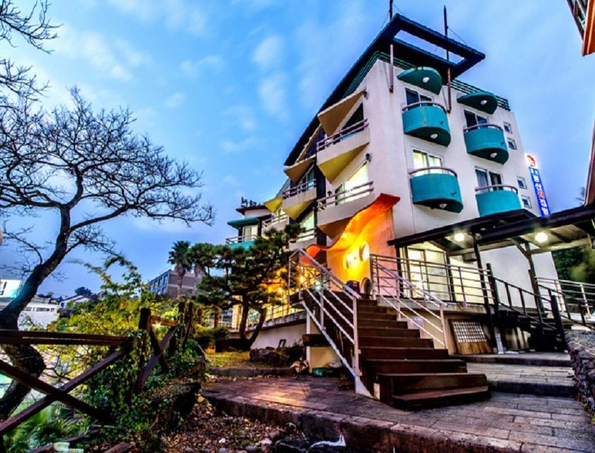 Dongsannara Pension Seogwipo Exterior foto